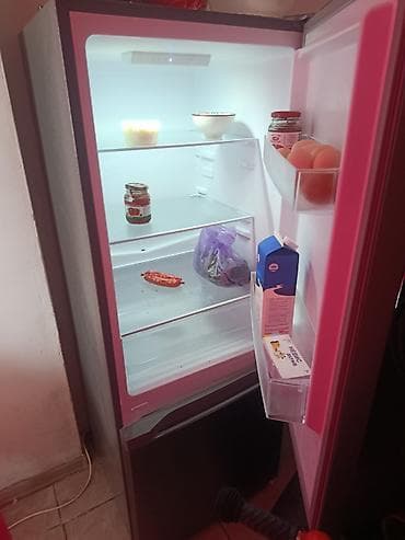 mini refrigerator: Холодильник с нижней морозильной камерой, серебристый металл.Срочно — 2