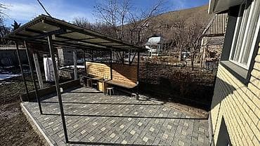 hostel osh: Дача, 65 м², 3 комнаты, Собственник — 10