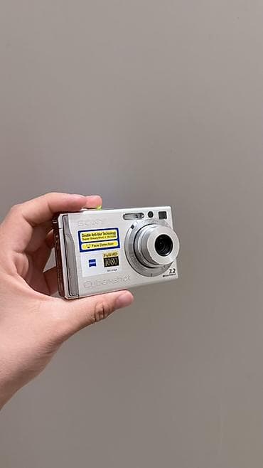Фото и видеокамеры: Компактная цифровая камера Sony Cyber-shot (серия DSC). Основные — 3