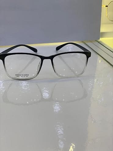 корейские очки: Очки с прямоугольной оправой - Классическая прямоугольная форма — 1