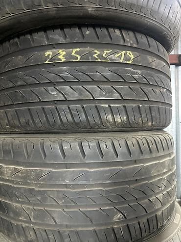 Летние шины 235/35 R19 - Размер: 235/35 R19 (маркировка видна на