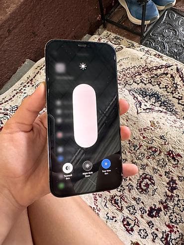 динамика: IPhone 12 Pro Max, Б/у, 128 ГБ, Графит, 72 % — 3