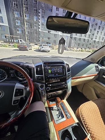 Унаа: Toyota Land Cruiser: 2012 г., 4.6 л, Автомат, Газ, Жол тандабас — 8