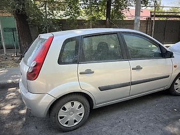 реснички на фит: Ford Fiesta: 2026 г., Хэтчбэк — 4