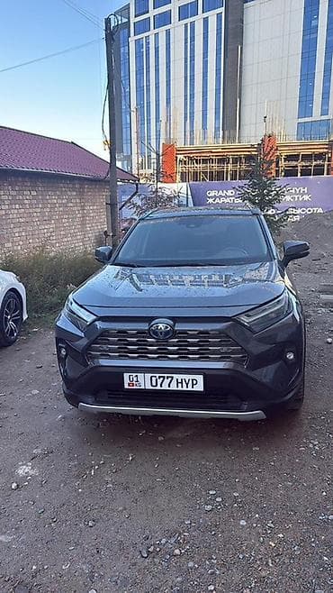 range over: Toyota RAV4: 2024 г., 2.5 л, Автомат, Бензин, Кроссовер — 8