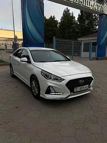 Hyundai Sonata: 2018 г., 2 л, Автомат, Газ, Седан
