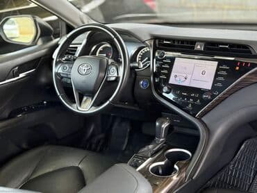 mark x: Toyota Camry: 2017 г., 2.5 л, Вариатор, Гибрид, Седан — 8