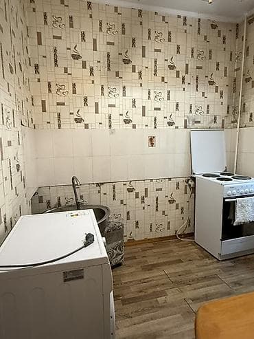 Батирлер: 2 бөлмө, 51 м², 105-серия, 1 кабат, Эски ремонт — 8
