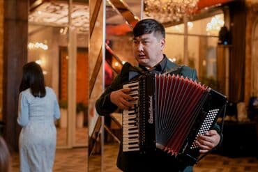 сколько стоит букет роз из атласных лент: Организация мероприятий | Ведущий, тамада — 1