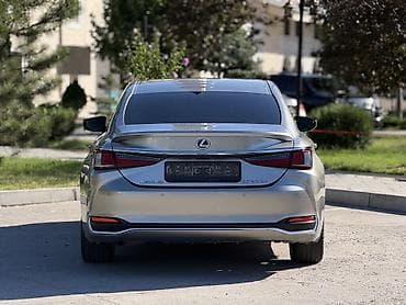 lexus es300h: Lexus ES: 2019 г., Гибрид, Седан — 4