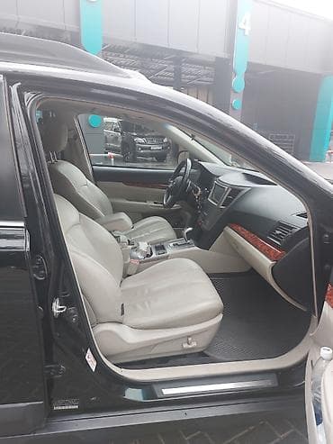 Subaru Outback: 2010 г., 2.5 л, Автомат, Бензин, Универсал