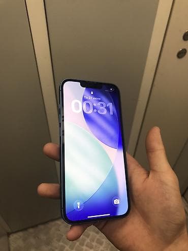 Техника и электроника: IPhone 13, Б/у, 128 ГБ, Синий, 77 % — 2