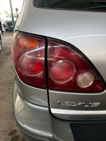 купить кожаные сиденья для авто бу: Комплект стоп-сигналов Lexus 1999 г., Б/у, Оригинал — 2