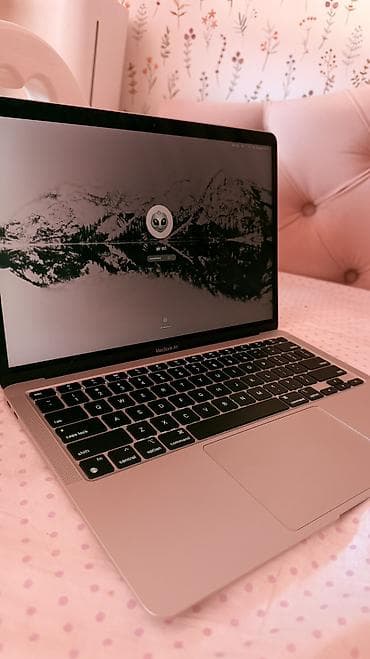 Ультрабук, Б/у, Apple M1, ОЗУ, RAM: 8 ГБ