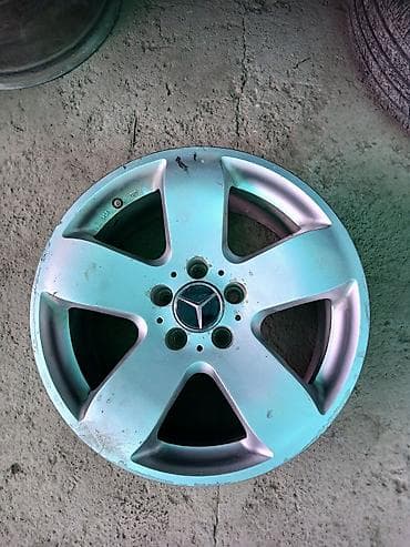 Диски: Литые Диски R 17 Mercedes-Benz, 1 шт, отверстий - 5 — 1