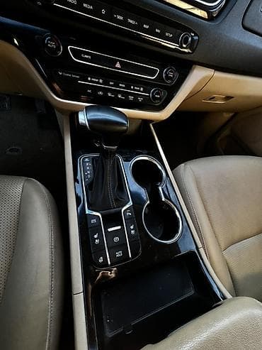 205 65 16 с: Kia Carnival: 2019 г., Автомат, Дизель, Минивэн — 8