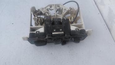 кантрол: Блок климат контроля Mazda 1998 г., Б/у, Оригинал, Япония — 2