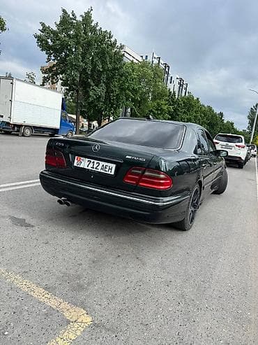 электромобил авто красовер: Mercedes-Benz E-Class: 2001 г., 5.5 л, Автомат, Бензин, Седан — 2