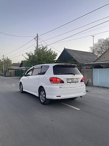 sp 4: Toyota Ipsum: 2003 г., 2.4 л, Автомат, Бензин, Минивэн — 9