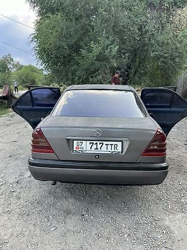 e500 124: Mercedes-Benz C-Class: 1994 г., 1.8 л, Механика, Бензин, Седан — 4