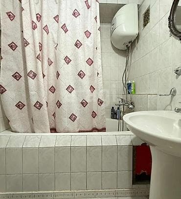 место для бизнеса: 4 комнаты, 84 м², 106 серия улучшенная, 6 этаж, Косметический ремонт — 7