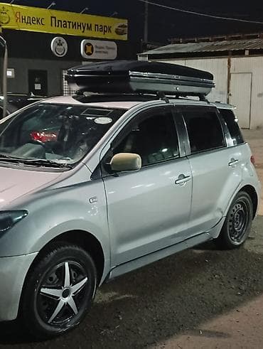 tir: Toyota Ist: 2005 г., Автомат, Бензин, Хэтчбэк — 4