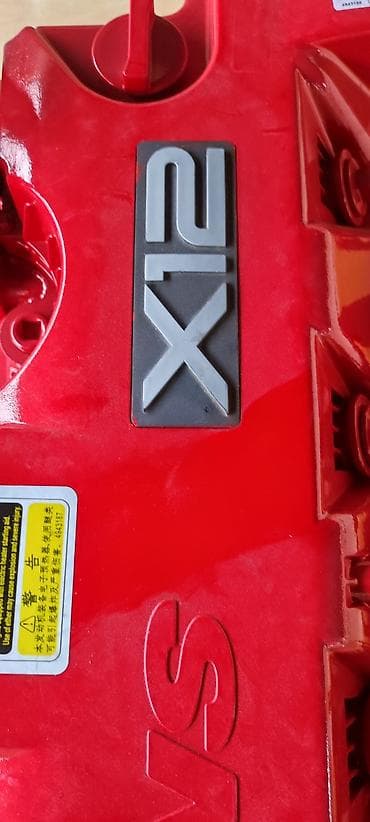 турбонаддувом: Дизельный двигатель Cummins X12. Характеристики по заводской шильде — 4