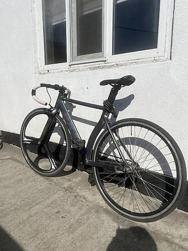 велосипет фикс: Городской велосипед, Рама M (156 - 178 см), Б/у — 3