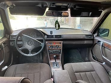 Mercedes-Benz E-Class: 1994 г., 2.2 л, Автомат, Бензин, Седан — 6