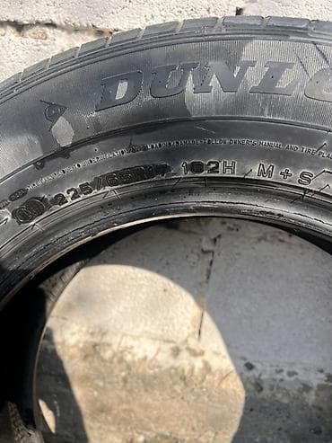 шины на стрим: Шины 225 / 65 / R 17, Всесезонная, Б/у, Комплект, Внедорожные (АТ/МТ), Япония, Dunlop — 2