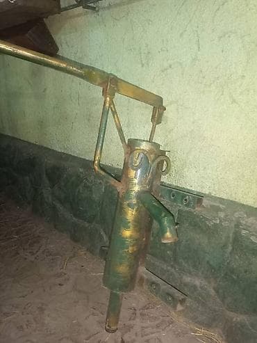 Дом и сад: Ручной садовый насос “журавль” для колодца/скважины в рабочем — 3