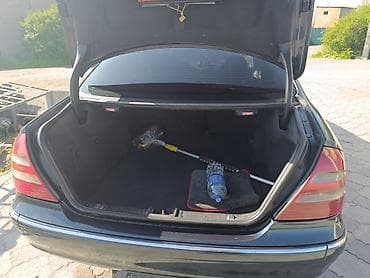 Продажа авто: Mercedes-Benz E-Class: 2003 г., Дизель, Седан — 4