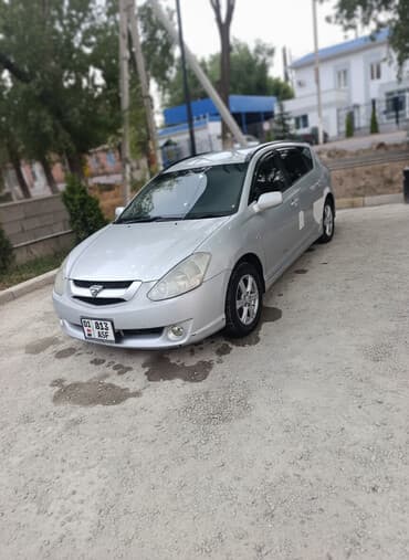 срочно продаю в связи с переездом: Toyota Caldina: 2003 г., 2 л, Автомат, Бензин, Универсал — 1
