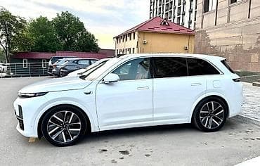 lync co: Lixiang L7: 2024 г., 1.5 л, Автомат, Бензин, Кроссовер — 2