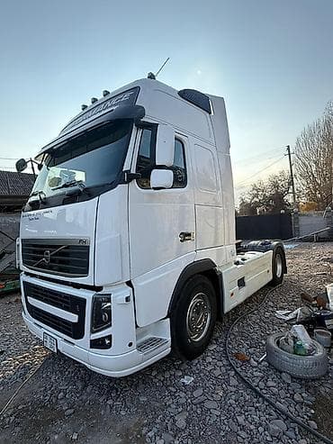 авто в рассрочку электромобиль: Тягач, Volvo, 2011 г., Без прицепа — 1