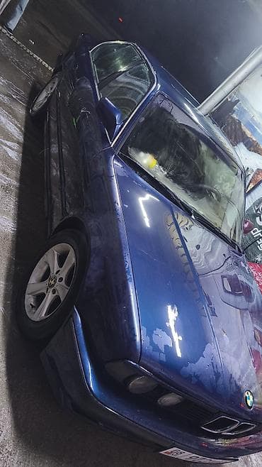 киа 5: BMW 5 series: 1992 г., 2 л, Механика, Бензин, Седан — 4