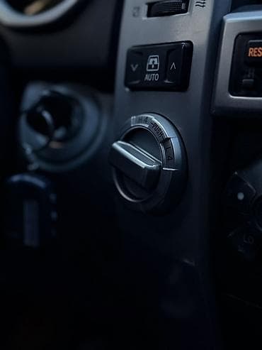 форандер: Toyota 4Runner: 2005 г., 4 л, Автомат, Газ, Внедорожник — 8