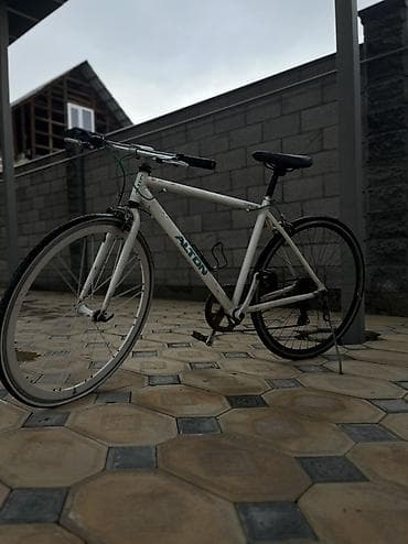 six flags: Городской велосипед, Alton, Рама M (156 - 178 см), Б/у — 1