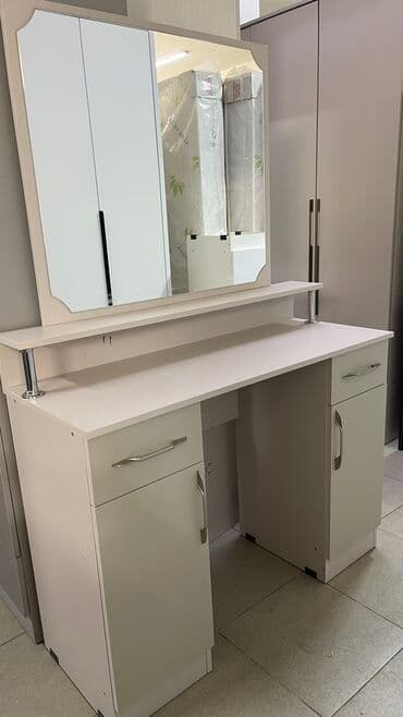 самые дешевые спальные гарнитуры с матрасом в комплекте: Спальный гарнитур, Новый, Двуспальная кровать, Комод, С матрасом, МДФ, Бесплатная доставка — 16