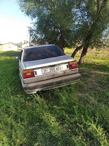 Транспорт: Volkswagen Jetta: 1991 г., 1.8 л, Механика, Бензин, Седан — 4