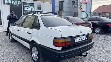 volkswagen vento бишкек: Volkswagen Passat: 1991 г., Седан — 4