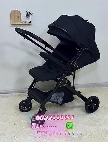 Прогулочная коляска компактного формата. новый неделю назад брали