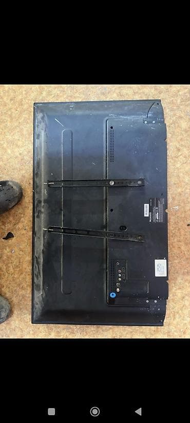 телевизор андроид 24 дюйма: Телевизор Skyworth, диагональ примерно 32–37". Плоская LED‑панель с — 3