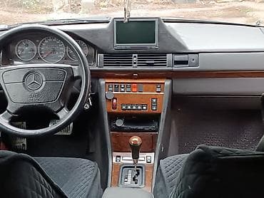 машина мерс с: Mercedes-Benz W124: 1994 г., 2.2 л, Автомат, Бензин, Седан — 7