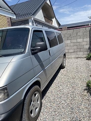 Транспорт: Volkswagen Transporter: 2003 г., 2.5 л, Механика, Дизель, Фургон — 2
