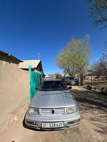 монопрыск 1 8: Volkswagen Vento: 1993 г., 1.8 л, Ручные, Газ — 2