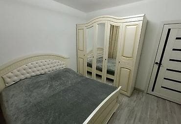 Квартиры: 3 комнаты, 70 м², 105 серия, 1 этаж, Евроремонт — 8