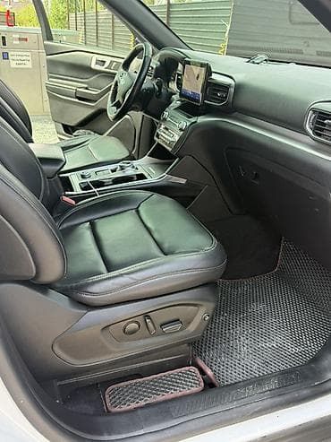hyundai rexton: Ford Explorer: 2019 г., 2.3 л, Автомат, Бензин, Кроссовер — 8