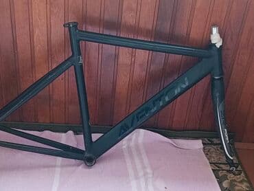 шины для велосипедов: Aventon cardoba фреймсет 2016 года, м(52), вилка полукарбо, обмена — 1