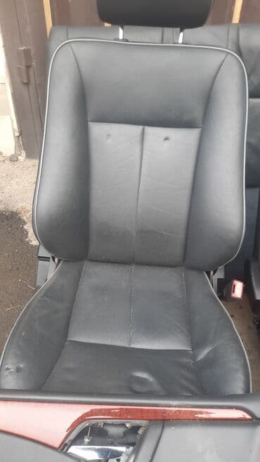 купить кожаные сиденья для авто бу: Торпедо Mercedes-Benz 2002 г., Б/у, Оригинал — 3